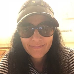 Meet your Posher, Marisa